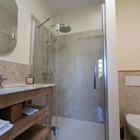 Sejour De Luxe Au Coeur De Mainxe, Avec Truffe Et Cours De Cuisine, Ideal Pour 4 Couples - Fr-1-653-235 *